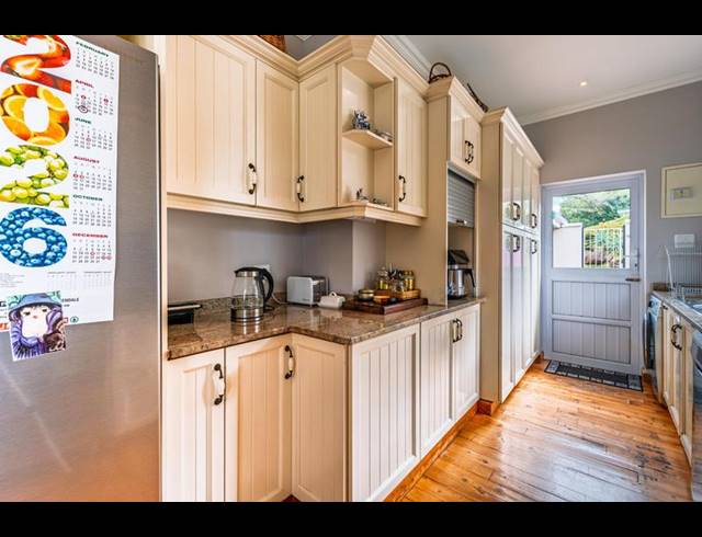 3 BEDROOM HOUSE FOR SALE IN MERRIVALE HEIGHTS